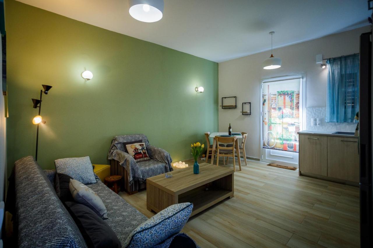 Sunny Sofi Studios Plános Екстериор снимка